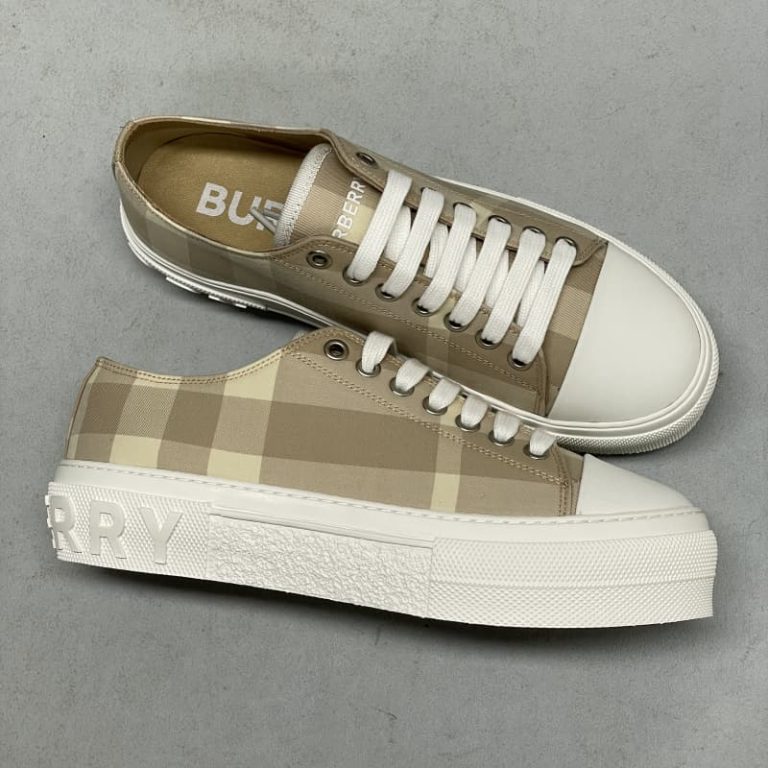 Burberry high quality-2