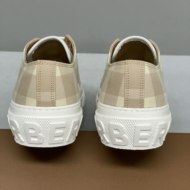 Burberry high quality-4