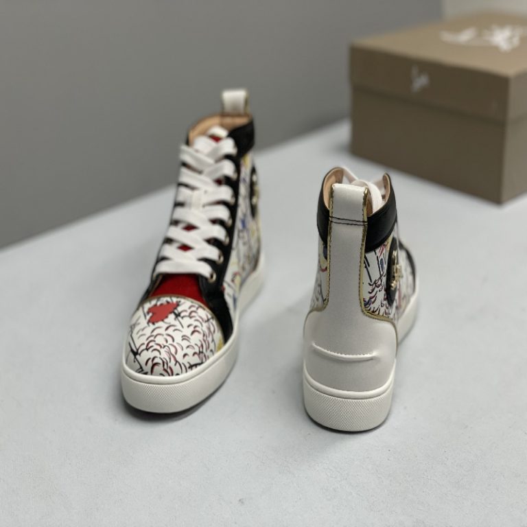 Christian Louboutin top quality Cartoon patern leather flat sneaker1