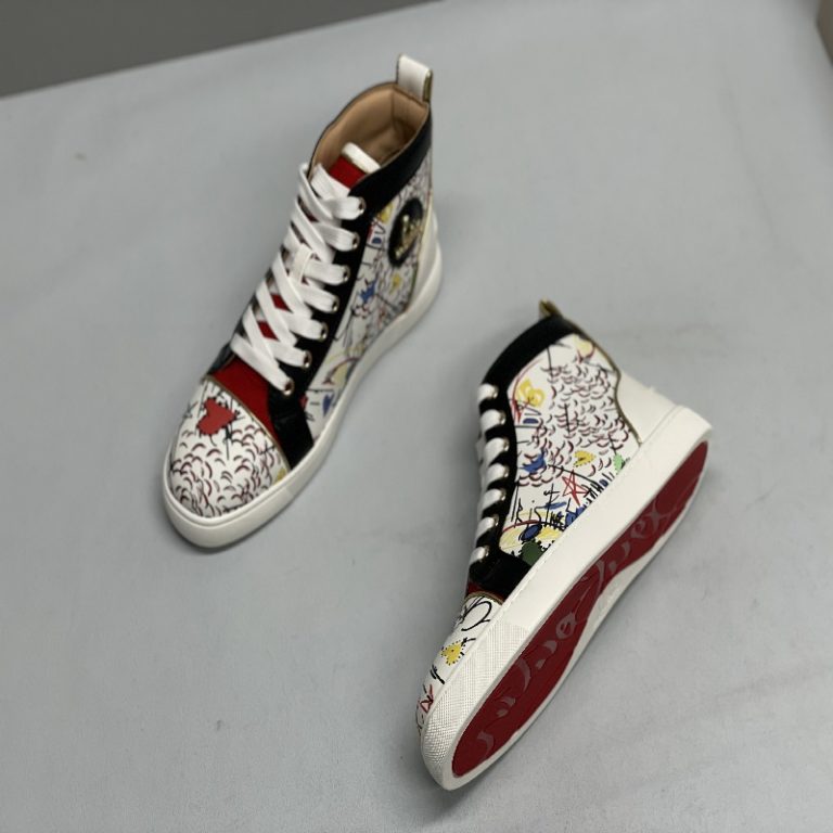 Christian Louboutin top quality Cartoon patern leather flat sneaker3