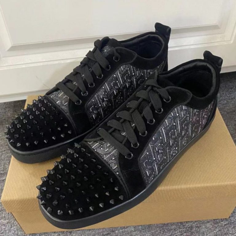 Christian Louboutin Black Rivet Casual Shoes Leather Men Women SH116 (4)