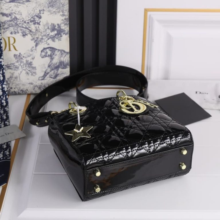 Dior High Quality Women Handbag Wallet Shoulder Bag Patent Leather Golden Logo Pendant-11