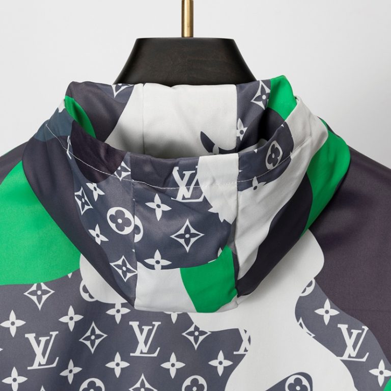 Louis Vuitton LV Best Quality Men Green grey printed hood zipper Jacket FZ273 (2)