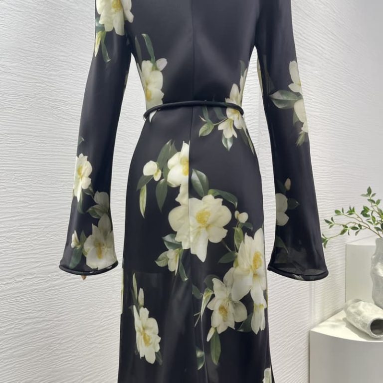 Zimmermann high quality black magnolia flower print long bell sleeve o neck organza maxi dress 92%Silk 8%Elastane-5